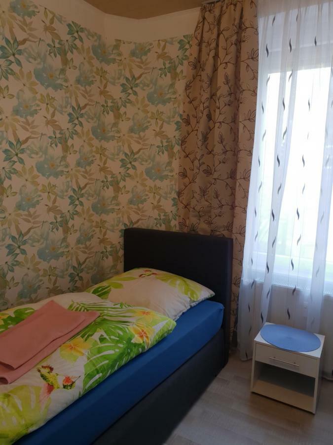 Gasthaus-Aparthotel ชแวร์เทอ ภายนอก รูปภาพ